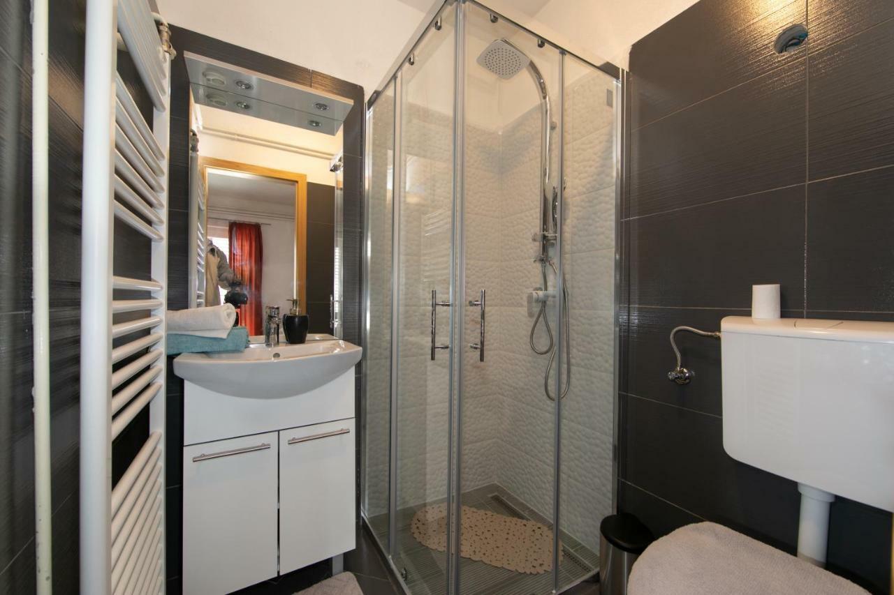 David I Rino Apartment Брела Екстериор снимка